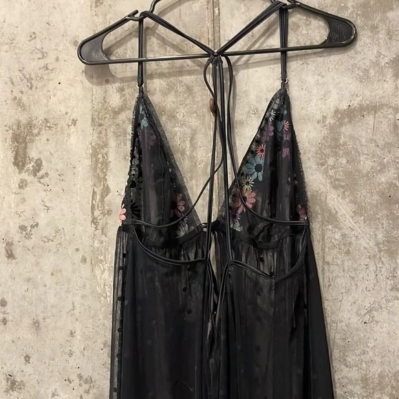 Savage X Fenty sheer robe - Picture 6 of 6